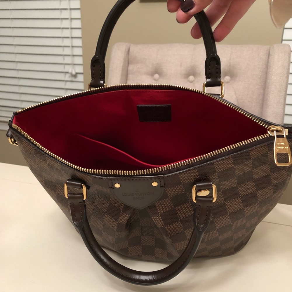 Louis Vuitton Sienna PM.